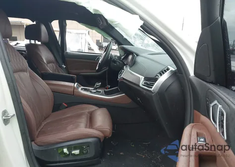 2022 BMW X5 Phev xDrive45E z USA, uszkodzony, nr VIN 5UXTA6C01N9J19119